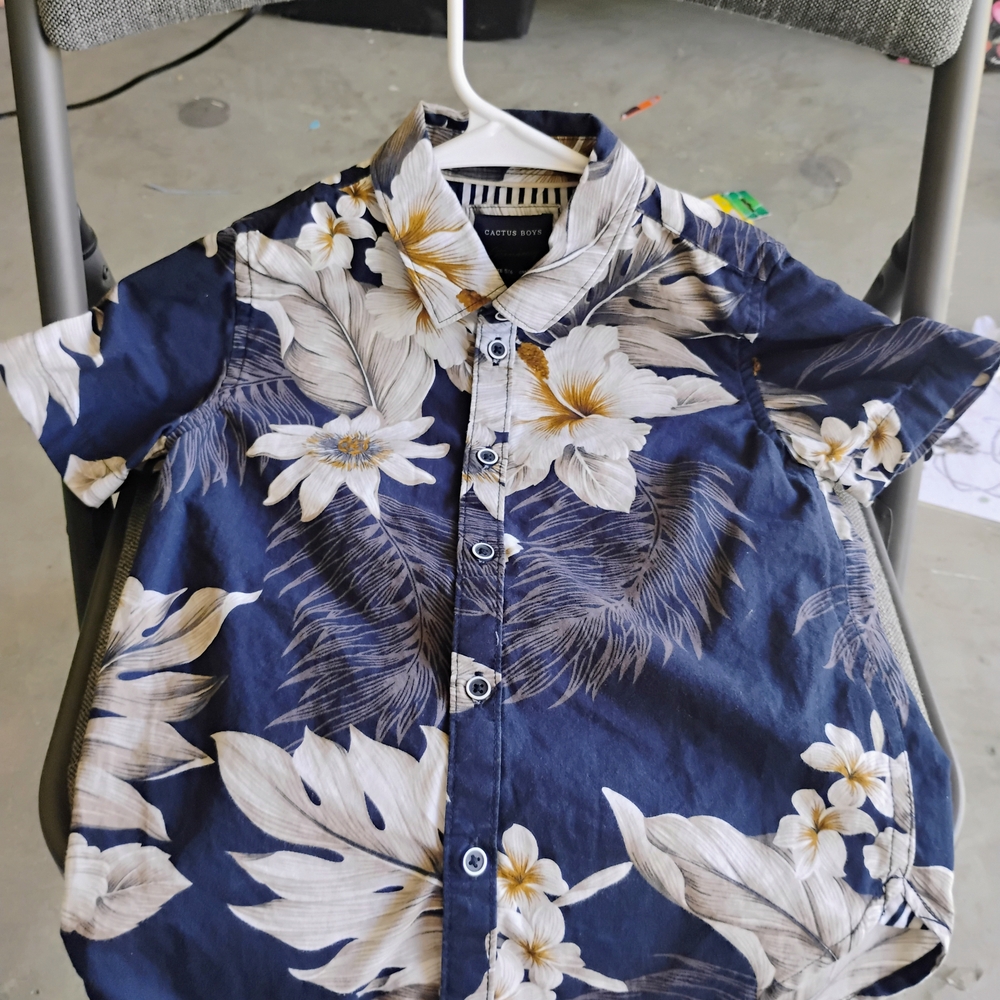Men's Blue Floral Short Sleeve Shirt